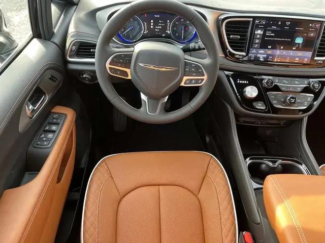 2026 Chrysler Pacifica Pinnacle