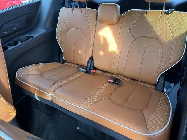 2026 Chrysler Pacifica Pinnacle