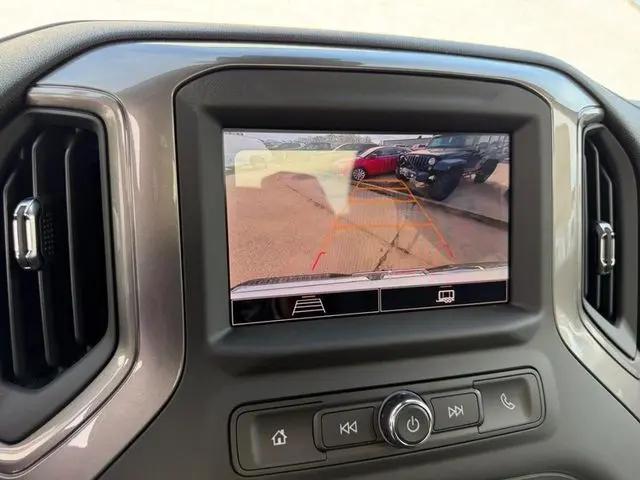 2025 GMC Sierra 2500HD 4WD Regular Cab Long Bed Pro