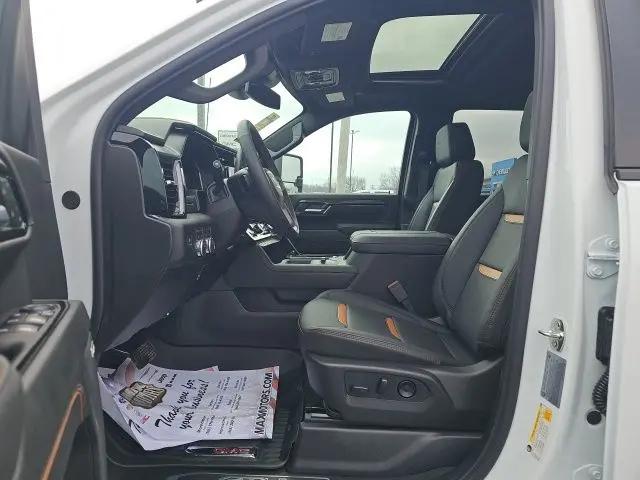 2026 GMC Sierra 2500HD Crew Cab, Standard Bed, AT4, 4WD