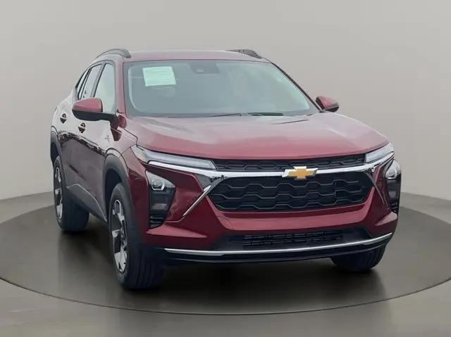 2025 Chevrolet Trax FWD LT