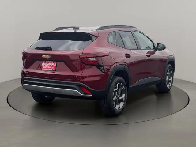 2025 Chevrolet Trax FWD LT