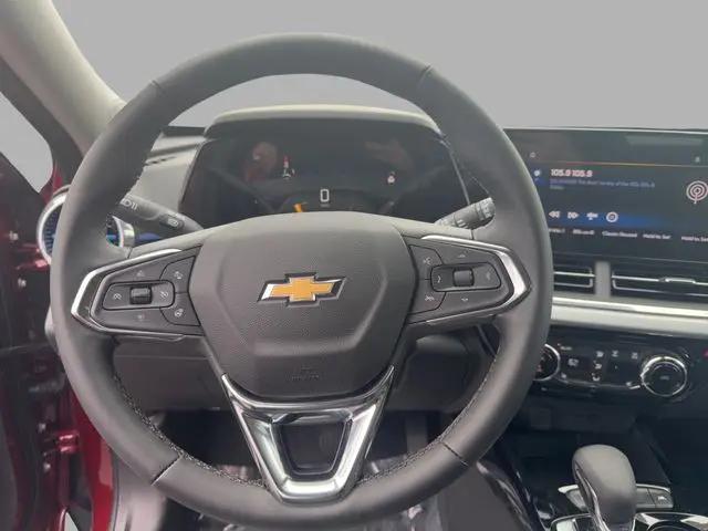 2025 Chevrolet Trax FWD LT