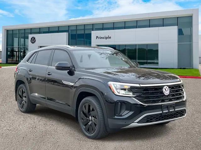 2026 Volkswagen Atlas Cross Sport SE with Technology