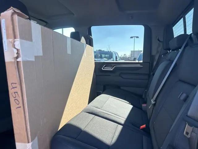 2026 Chevrolet Silverado 2500HD Crew Cab, Standard Bed, LT, 4WD