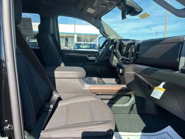 2026 Chevrolet Silverado 2500HD Crew Cab, Standard Bed, LT, 4WD