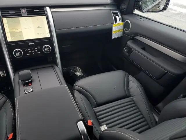 2026 Land Rover Discovery Gemini Edition