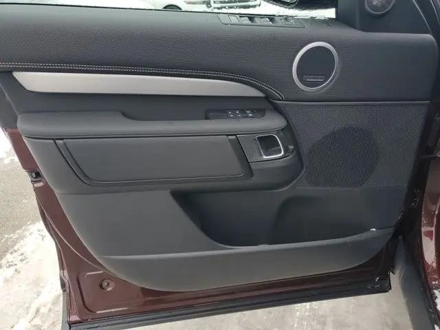 2026 Land Rover Discovery Gemini Edition