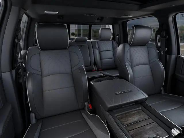 2026 Ram 3500 Limited Crew Cab 4x4 8' Box