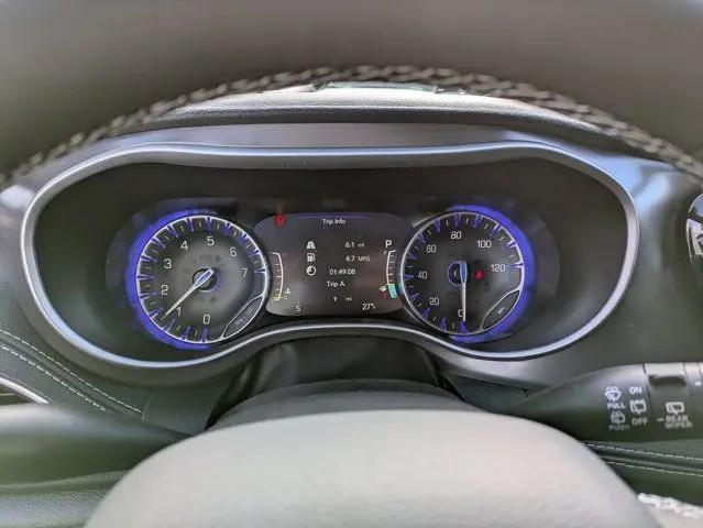 2026 Chrysler Pacifica Select AWD