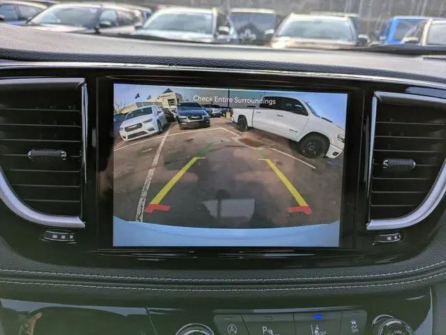 2026 Chrysler Pacifica Select AWD