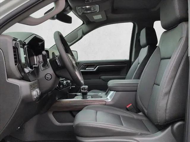 2026 GMC Sierra 1500 Crew Cab, Standard Bed, SLT, 4WD