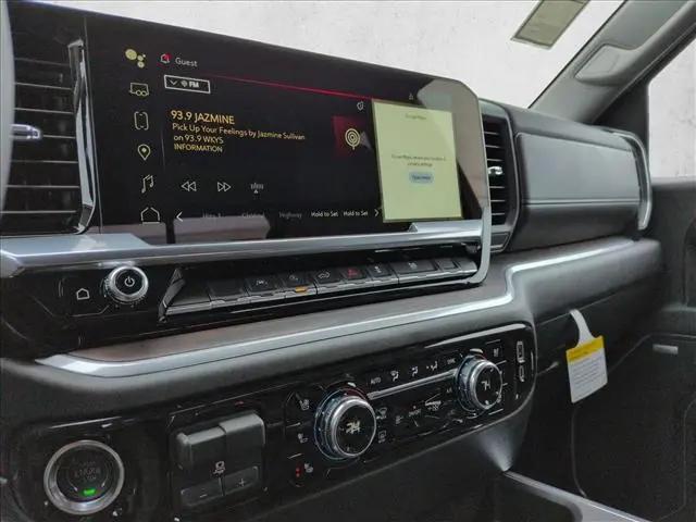 2026 GMC Sierra 1500 Crew Cab, Standard Bed, SLT, 4WD