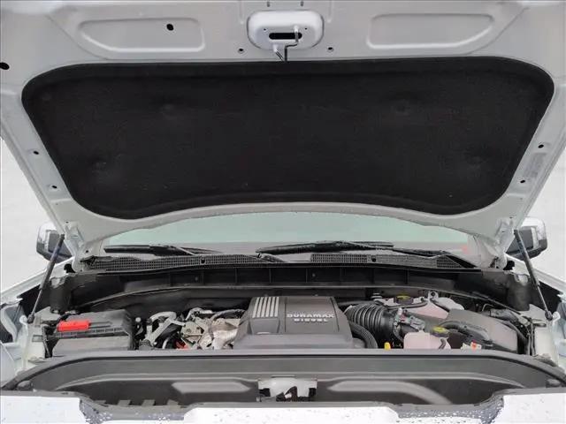 2026 GMC Sierra 1500 Crew Cab, Standard Bed, SLT, 4WD