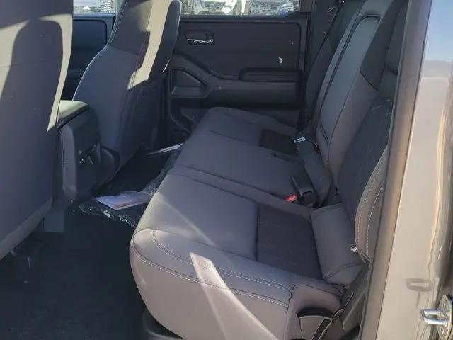 2026 Nissan Frontier Crew Cab SV 4x4
