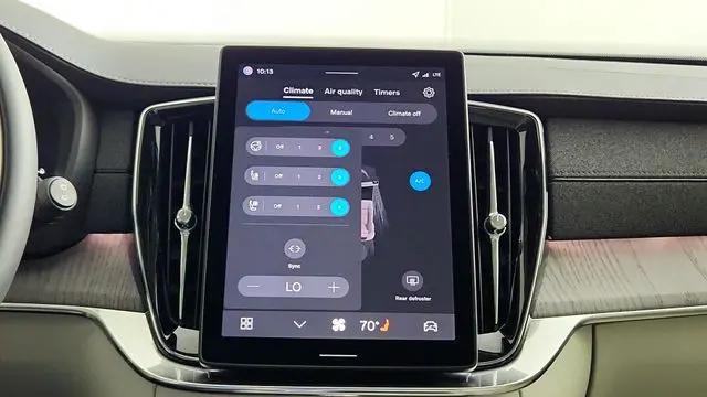 2026 Volvo XC90 Plug-In Hybrid Ultra, T8 AWD, Electric/Gasoline, Bright, 7 Seats