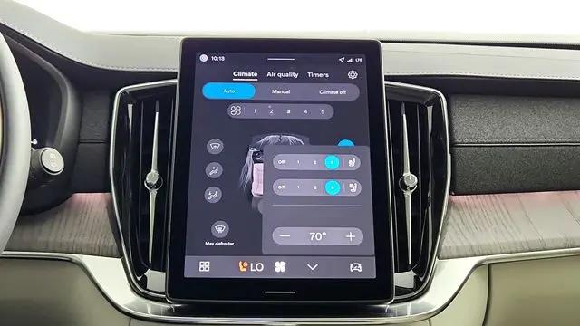 2026 Volvo XC90 Plug-In Hybrid Ultra, T8 AWD, Electric/Gasoline, Bright, 7 Seats