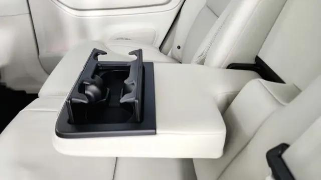 2026 Volvo XC90 Plug-In Hybrid Ultra, T8 AWD, Electric/Gasoline, Bright, 7 Seats