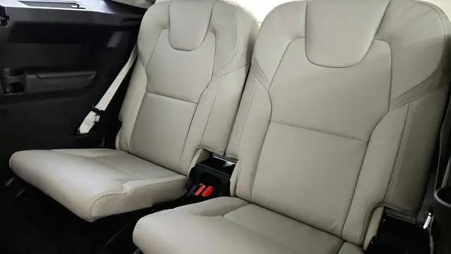 2026 Volvo XC90 Plug-In Hybrid Ultra, T8 AWD, Electric/Gasoline, Bright, 7 Seats