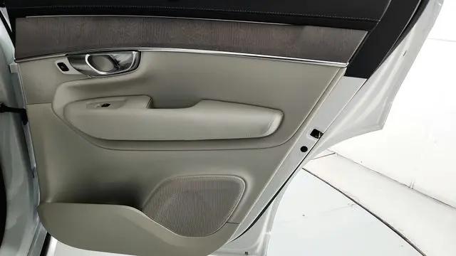 2026 Volvo XC90 Plug-In Hybrid Ultra, T8 AWD, Electric/Gasoline, Bright, 7 Seats