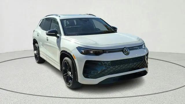 2026 Volkswagen Tiguan SE R-Line Black for sale in Dallas, TX