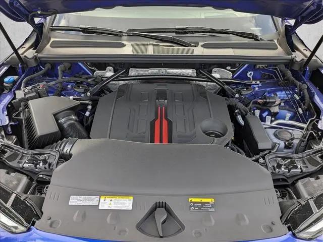 2025 Audi SQ5 Premium Plus TFSI quattro S tronic