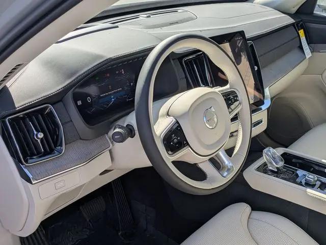 2026 Volvo XC90 Ultra, B6 AWD Gas (mild hybrid), Gasoline, Bright, 7 Seats