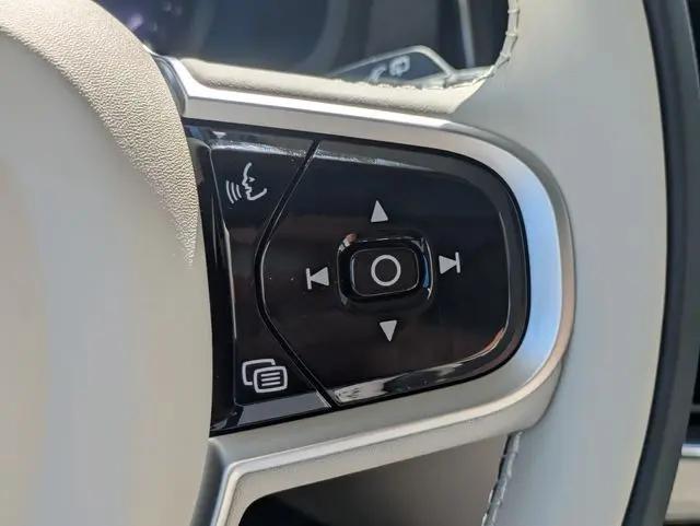 2026 Volvo XC90 Ultra, B6 AWD Gas (mild hybrid), Gasoline, Bright, 7 Seats