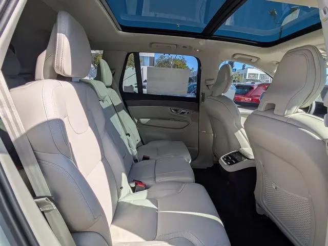 2026 Volvo XC90 Ultra, B6 AWD Gas (mild hybrid), Gasoline, Bright, 7 Seats