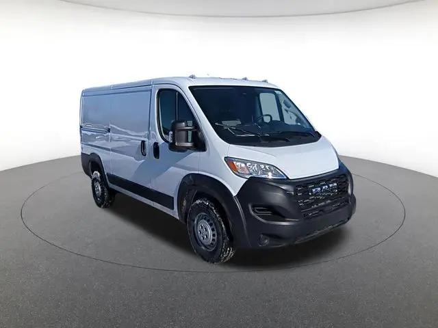 2026 Ram ProMaster Cargo Van Tradesman Low Roof 136" WB w/Pass Seat