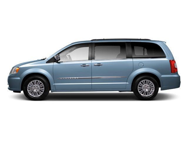 2013 Chrysler Town and Country Touring-L 2013 Chrysler Town and Country Touring-L