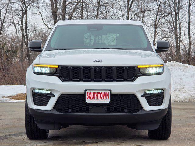 2023 Jeep Grand Cherokee Limited 4x4 2023 Jeep Grand Cherokee Limited 4x4