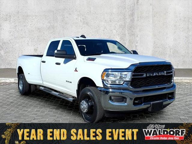 2019 RAM 3500 Tradesman Crew Cab 4x4 8 Box