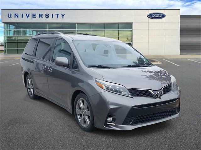 2018 Toyota Sienna L 7 Passenger