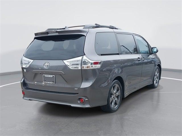 2018 Toyota Sienna L 7 Passenger