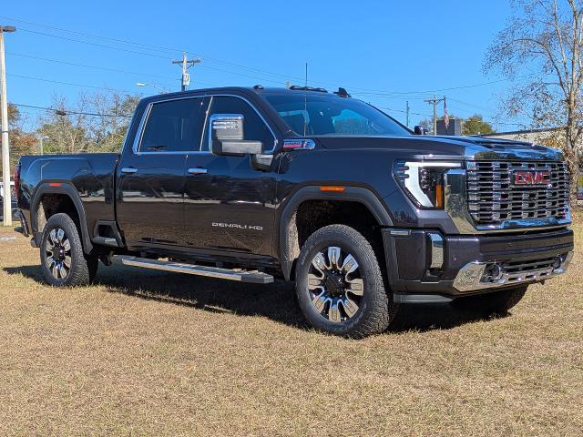 2025 GMC Sierra 2500HD 4WD Crew Cab Standard Bed Denali