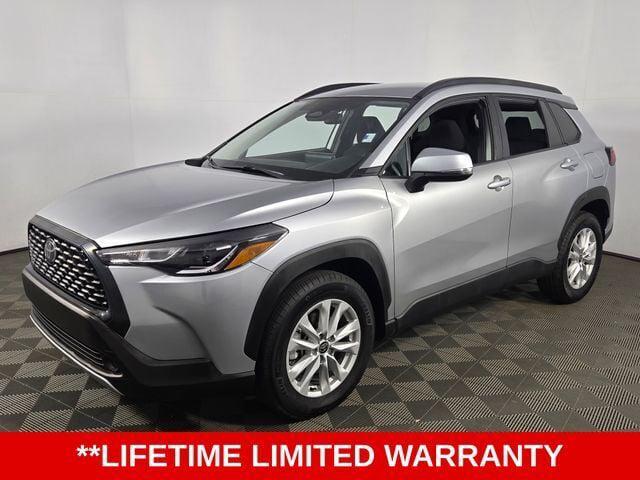 2024 Toyota Corolla Cross LE