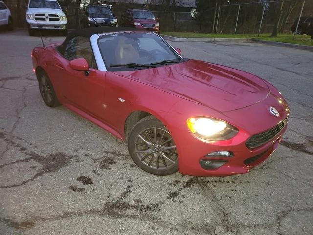 2017 Fiat 124 Spider Lusso 2017 Fiat 124 Spider Lusso