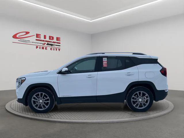 2022 GMC Terrain AWD SLT