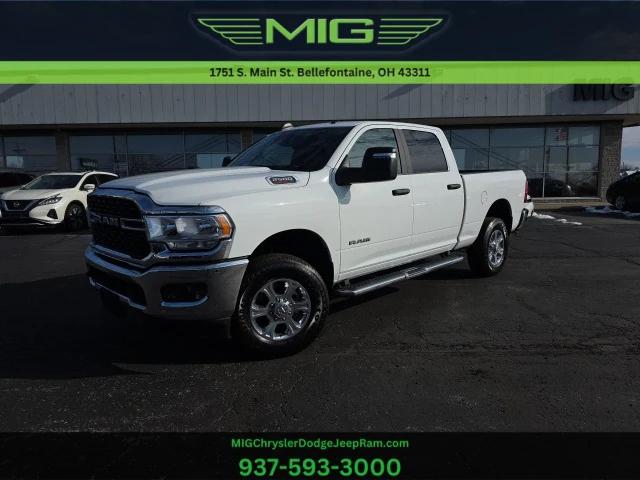 2024 RAM 2500 Big Horn Crew Cab 4x4 64 Box