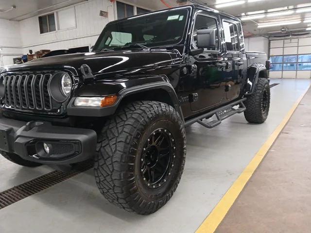 2024 Jeep Gladiator Nighthawk 2024 Jeep Gladiator Nighthawk