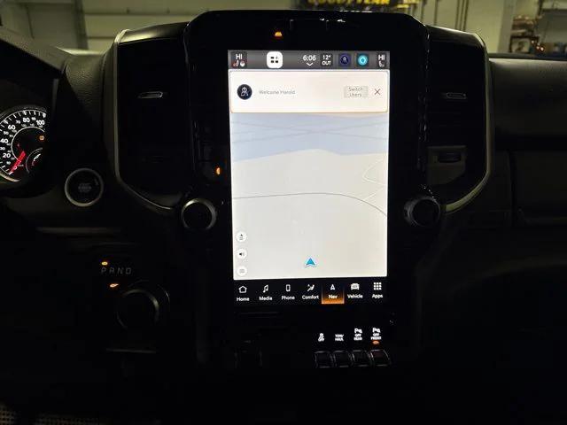 2024 RAM 2500 Big Horn Crew Cab 4x4 64 Box 2024 RAM 2500 Big Horn Crew Cab 4x4 64 Box