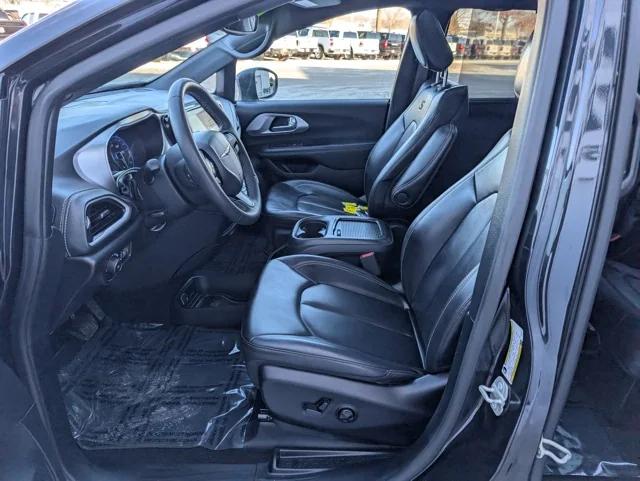 2023 Chrysler Pacifica Touring L AWD