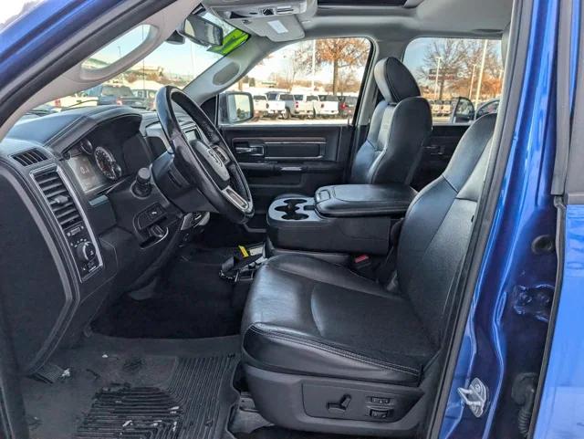 2017 RAM 1500 Laramie Crew Cab 4x4 57 Box