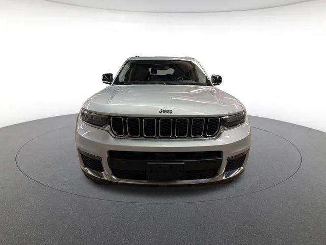 2022 Jeep Grand Cherokee L Limited 4x4 2022 Jeep Grand Cherokee L Limited 4x4