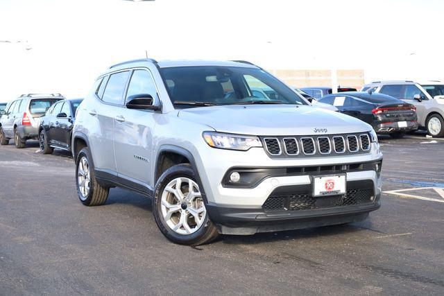 2025 Jeep Compass Latitude 4x4 2025 Jeep Compass Latitude 4x4