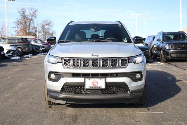 2025 Jeep Compass Latitude 4x4 2025 Jeep Compass Latitude 4x4