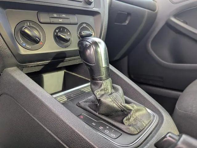 2015 Volkswagen Jetta 2.0L S