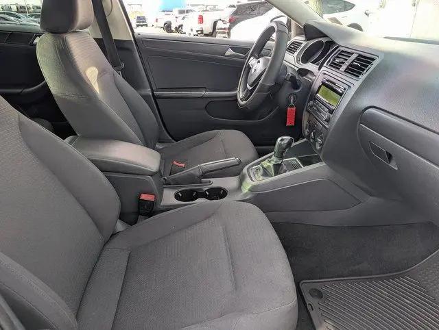 2015 Volkswagen Jetta 2.0L S