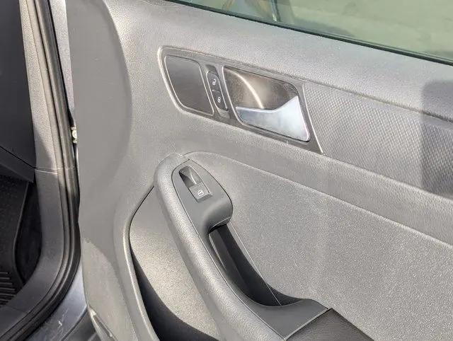 2015 Volkswagen Jetta 2.0L S